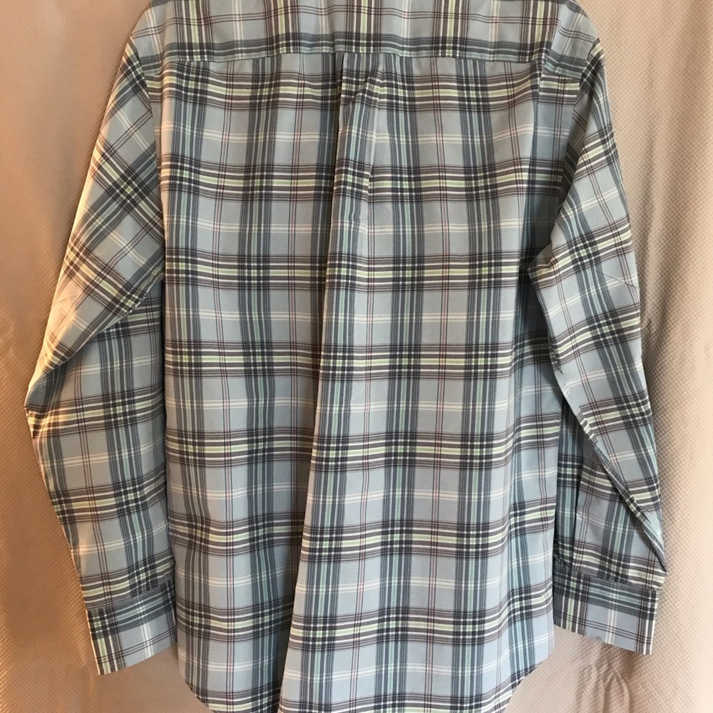 Vineyard Vines plaid button down shirt - Picture 4 of 4